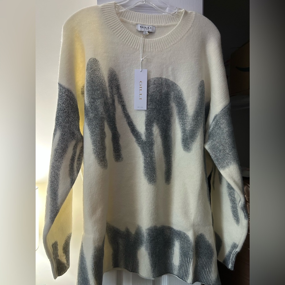 New Gilli Sweater Large